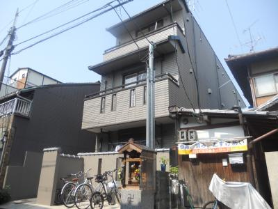 レンジ御池の外観