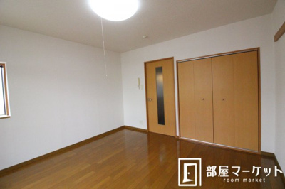 【洋室】 | 十塚コーラス