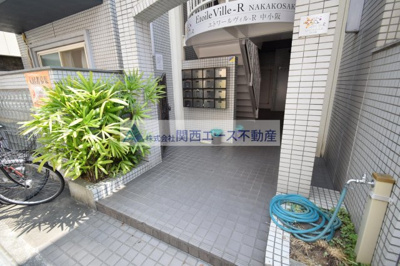 【エントランス】 | エトワールヴィルーＲ中小阪