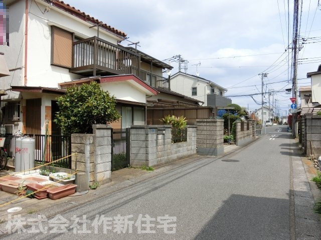 八千代市八千代台南３丁目　売地の前面道路含む現地写真|南側４．３ｍ公道面