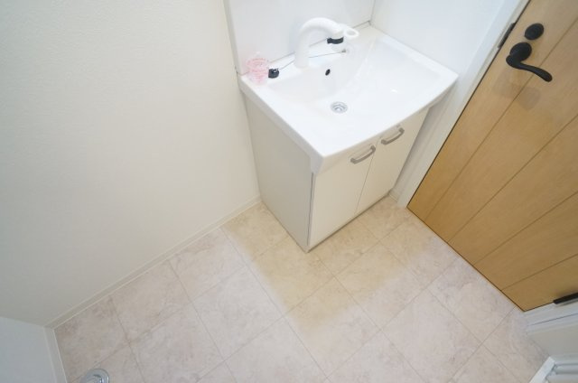 ONLYONE宝塚の洗面所