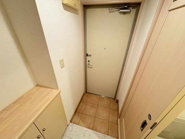 キーラゴー妙典の玄関