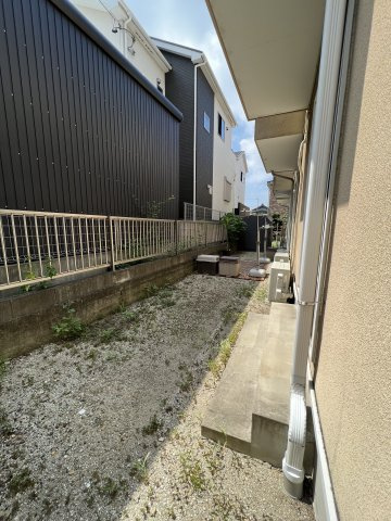 プラウドハウスの周辺|接面道路