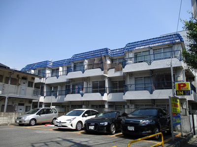 【外観】 | サンロイヤル | 現在物件前は駐車場ではなく建物が建っています