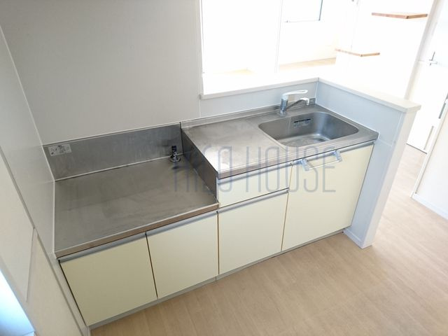 コンフォートレボヌゥールⅠのキッチン