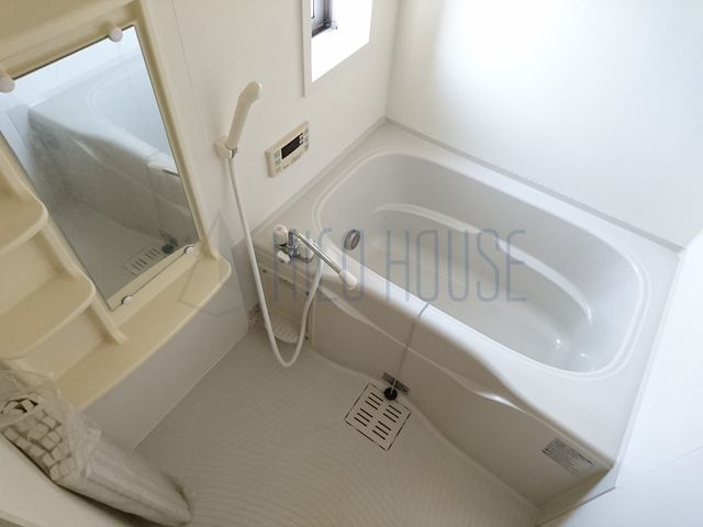 コンフォートレボヌゥールⅠの浴室