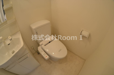 【トイレ】 | エステムコート大手前レシェンテ | トイレです