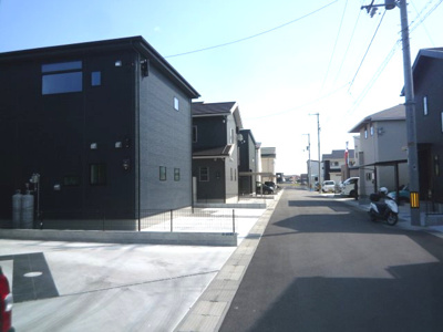 【前面道路含む現地写真】 | 高知市一宮徳谷新築戸建