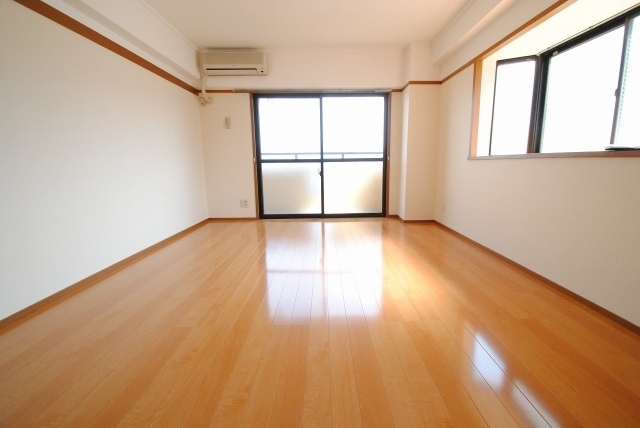 コーポラス坂井