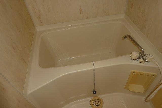 アーバンシャトルＢの浴室