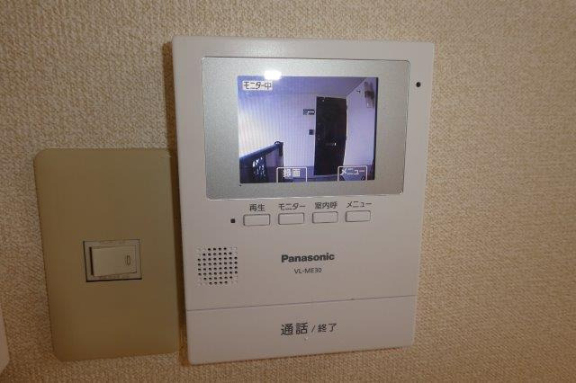 アーバンシャトルＢのセキュリティ|ＴＶインターホン