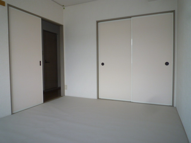 アーバンシャトルＢの寝室|和室