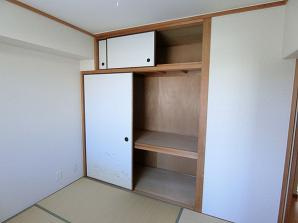 シティハイツ竹の台2号棟の収納