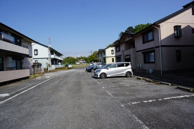 【駐車場】 | ラフィネD