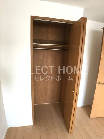  | クリスタルウッズ