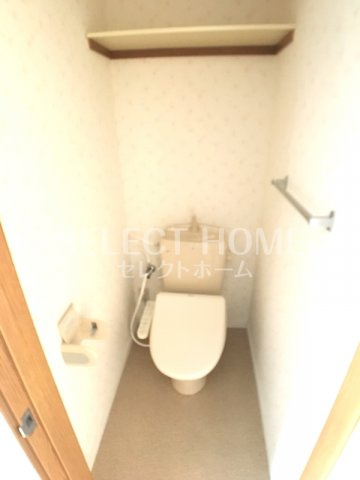 【トイレ】 | クリスタルウッズ | 落ち着いた色調のトイレです