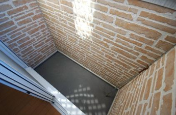 【バルコニー】