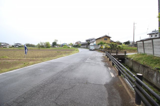 【前面道路含む現地写真】 | 川越市池辺　建築条件なし売地　西武新宿線『南大塚駅』徒歩18分　【大東東小学区】