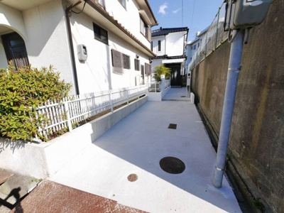 【駐車場】 | 北五葉6丁目リノベーション戸建 | 駐車スペース１台有