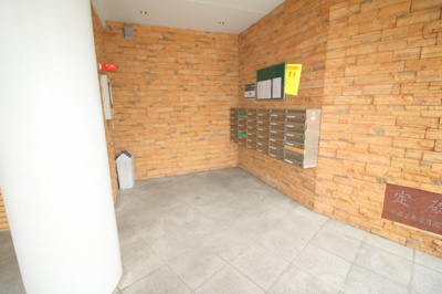 【エントランス】 | コーニッシュ豊中