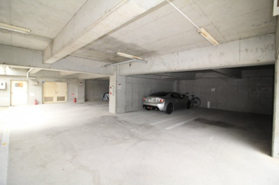 【駐車場】 | コーニッシュ豊中