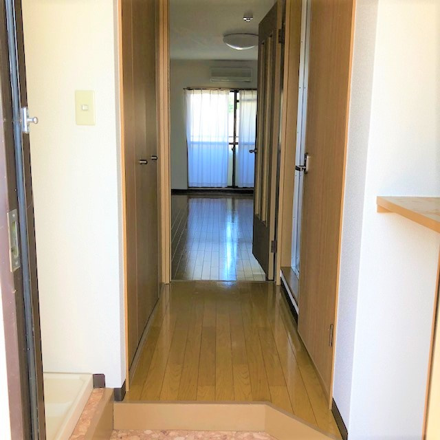 ラ・エスペランサの玄関