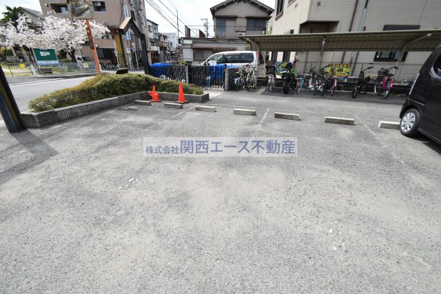 【駐車場】 | エスト・ステーブル