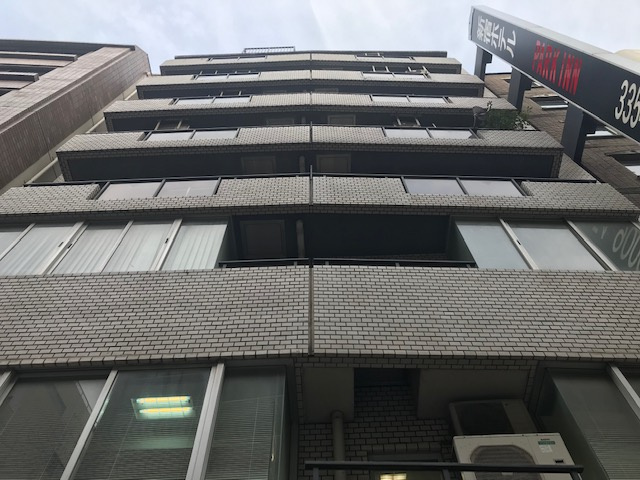 ラフィネ新宿の外観