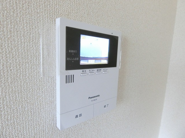 【セキュリティ】 | アネックス小嶋 | 防犯対策に有効なカメラ付きインターホン！録画機能が付いているので留守中の訪問者まで確認できます♪