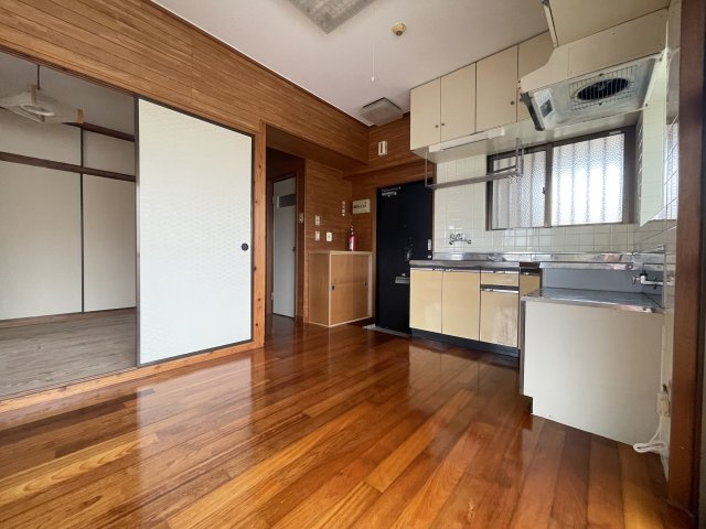 【居間・リビング】 | ベルコート西崎