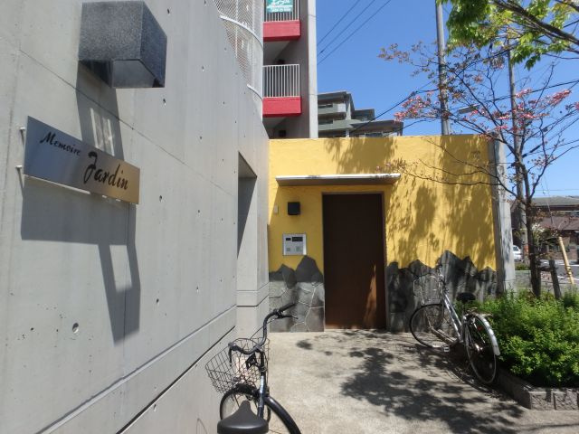 メモアールジャルダンのエントランス