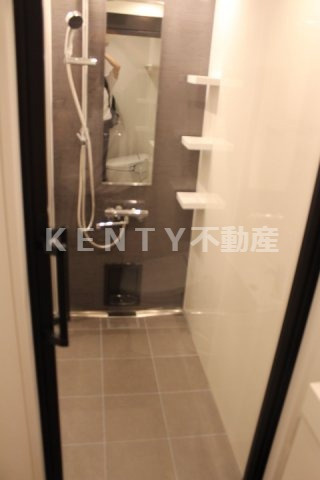【シャワールーム】 | ブルーノコート蒲田 | さっと体を洗えるシャワールーム付です