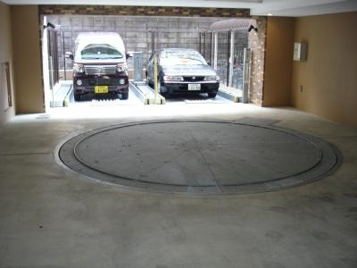 アスヴェル京都四条の駐車場