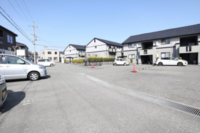 【駐車場】 | パセオ今田 | 駐車場