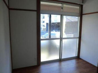 【バルコニー】