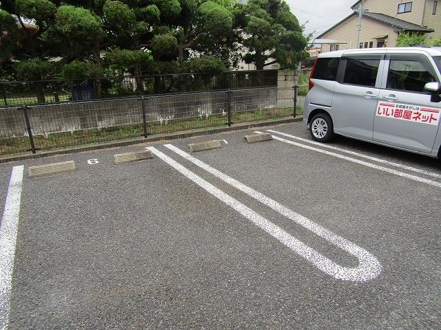 プリムヴェールの駐車場