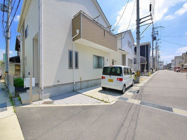 木津宮ノ内戸建の駐車場