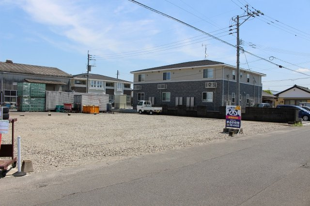 都城市吉尾町の事業用地の外観