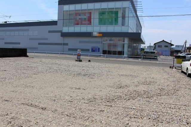 都城市吉尾町の事業用地の外観