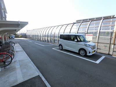 【駐車場】 | 新桜ヶ丘ハイツ6号棟 | 平置き駐車場