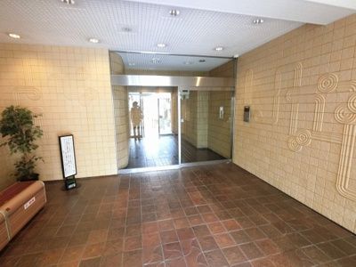 【その他共用部分】 | 光建ハイムブリリアンス野毛山公園 | 防犯面でも安心のオートロック付です。