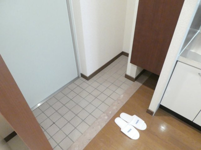 【玄関】 | ラ・パルス | ラ・パルス　※写真は同物件別部屋です