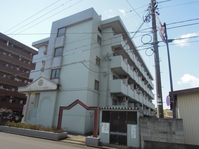 信開ウエラコート足羽の外観