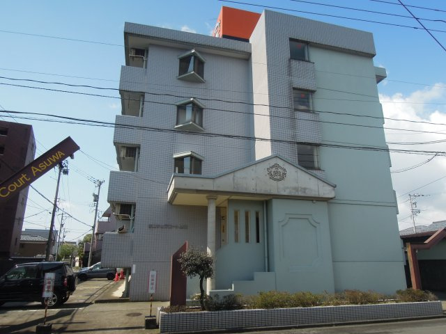 信開ウエラコート足羽の外観