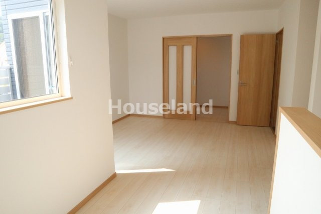 ヤマイチテラス西庄の居間・リビング