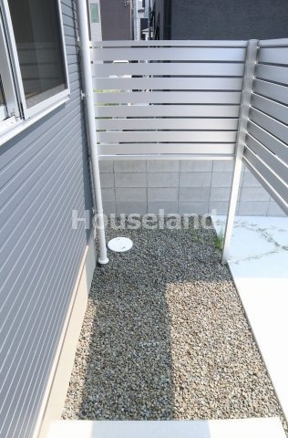 ヤマイチテラス西庄の庭