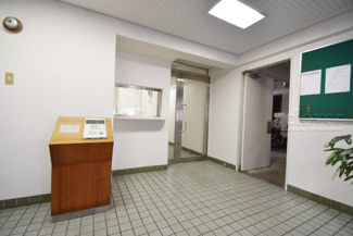 【エントランス】 | エントランスホール　オートロック付