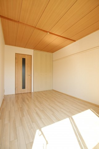 【洋室】 | シャローム金剛