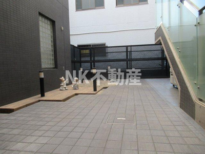 【ロビー】 | ル・グラン・アコルネⅡ（河内小阪賃貸） | 敷地内です