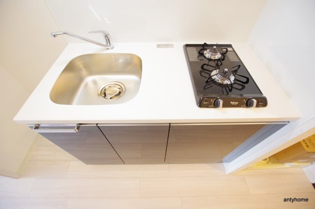 ララプレイス難波メティス　仲介手数料無料のキッチン